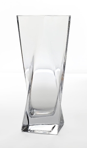 Wazon artystyczny z grubego bezbarwnego szkła h 26 cm